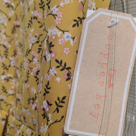 Floral dress - Picture 2 of 2